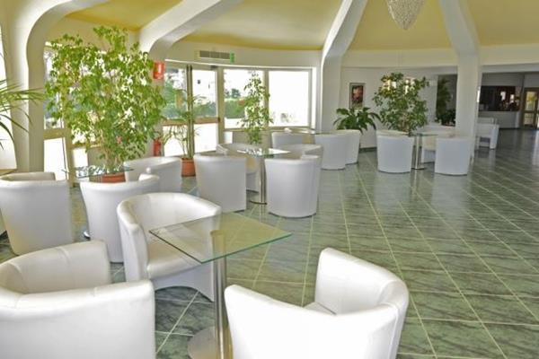 La Playa Hotel 4*