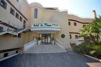 Grand La Playa 4*